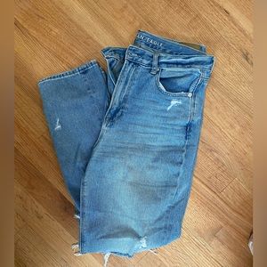 American Eagle Distressed Mom Jean